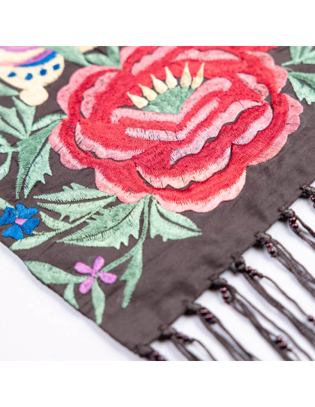 Tour de cou 100% soie – Broderie fleurs et papillons sur fond marron