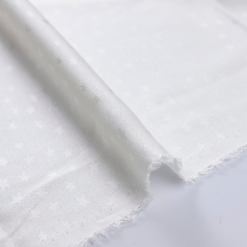 Crêpe 100% viscose jacquard – étoiles...