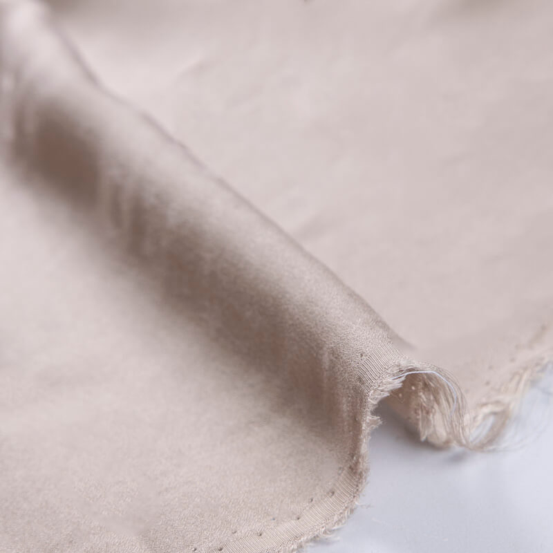 Crêpe 100% viscose jacquard – étoiles...