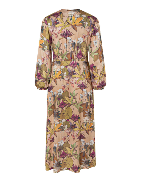 Patron Burda 5637 - Robe femme élégante à variations d’encolures et de manches