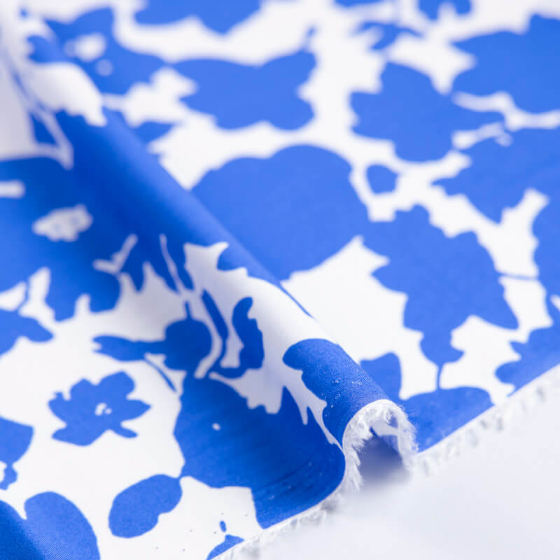 Étoffe 100% viscose – Fleurs...