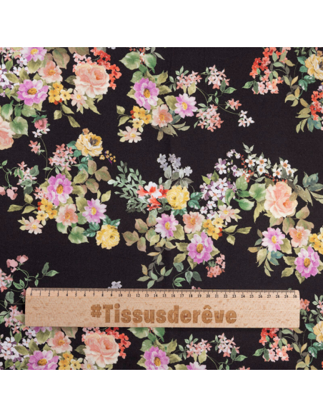Étoffe 100% viscose – Bouquet champêtre fond noir