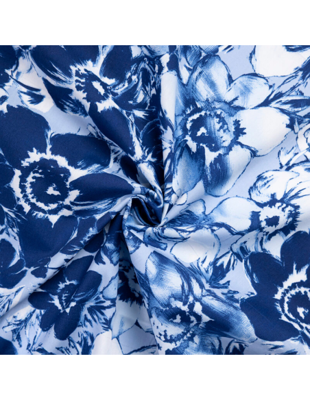 Popeline 100% coton – Fleurs aquarelle bleues