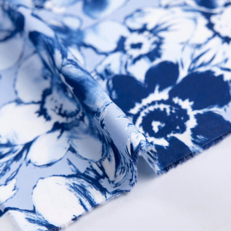 Popeline 100% coton – Fleurs...