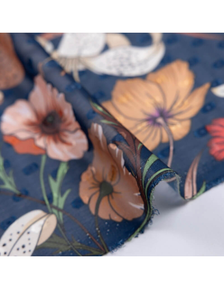 Mousseline jacquard – Fleurs sauvages fond bleu marine