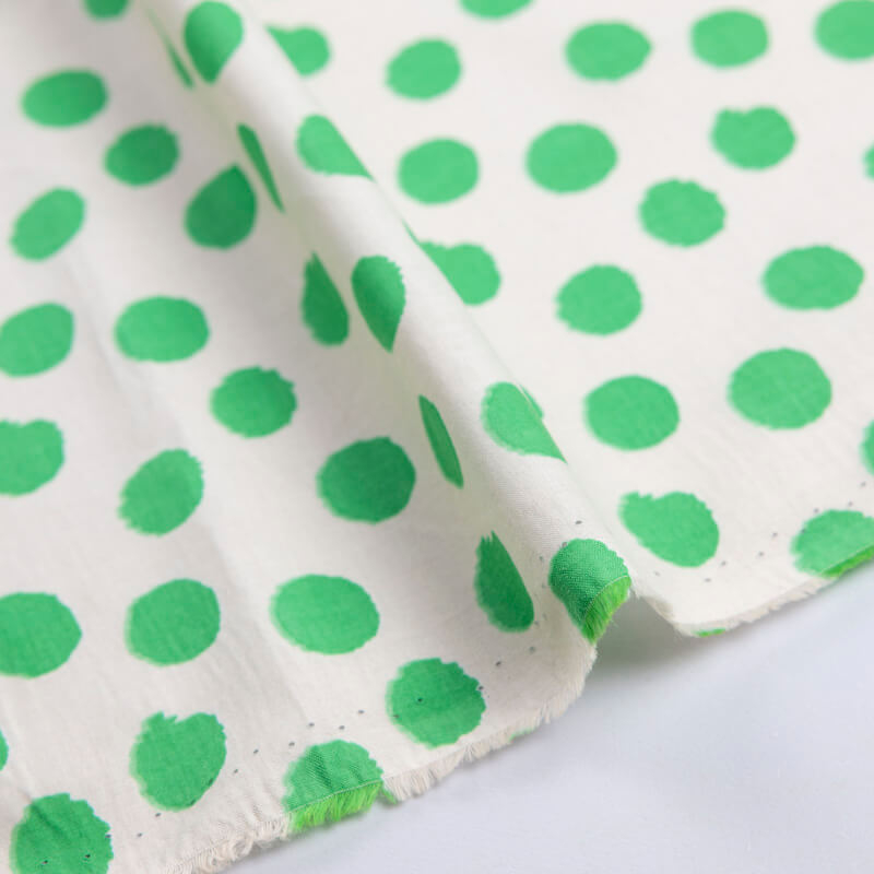 Batiste 100% coton – Pois vert