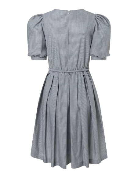 Patron Burda n°5668 – Robes rétro femme à encolure carrée