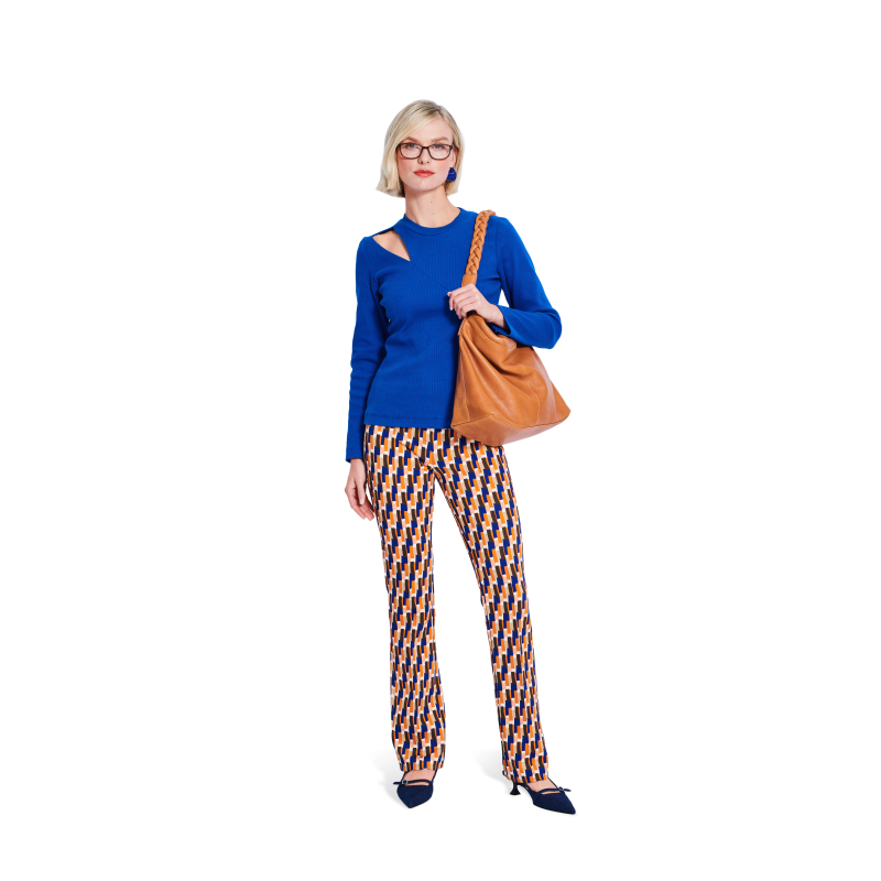 Patron Burda n°5674 – Shirts femme...