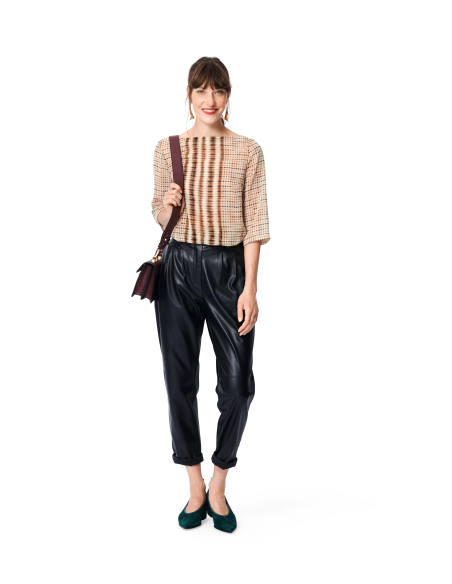 Patron Burda 5961 - Blouse sobre avec pinces et encolure arrondie