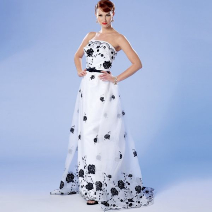 Patron Simplicity 9289.E5 - Robe bustier avec jupe détachable et ceinture 2