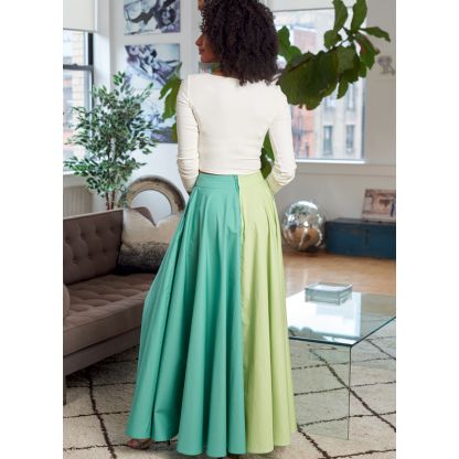 Patron McCall's 8205.Y - Jupes 2