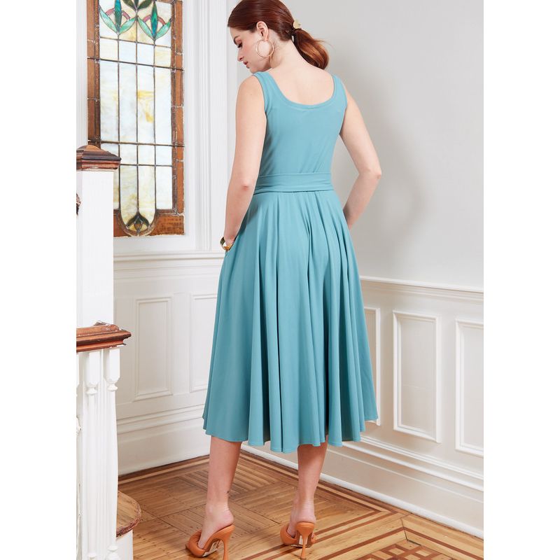 Patron McCall's 8215.RR - Robes