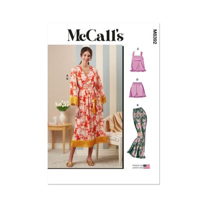Patron McCall's 8392.Y5 - Vêtements de nuit