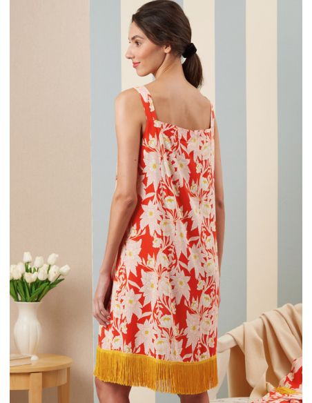 Patron McCall's 8392.Y5 - Vêtements de nuit
